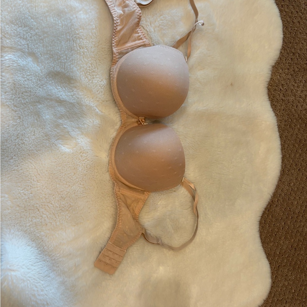 Chic Nude Bra for Everyday Comfort